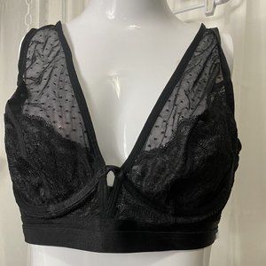 Torrid black plunge underwire bra size 0 34-36 c/d cup